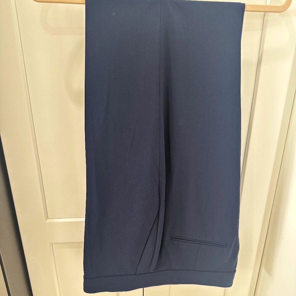 St. John Navy Wool Blend Slacks Women’s Size 12 Elegant Tailored Career Pants NW